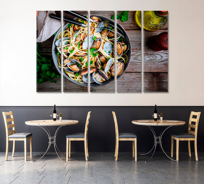 Spaghetti alle Vongole Canvas Print-Canvas Print-CetArt-1 Panel-24x16 inches-CetArt